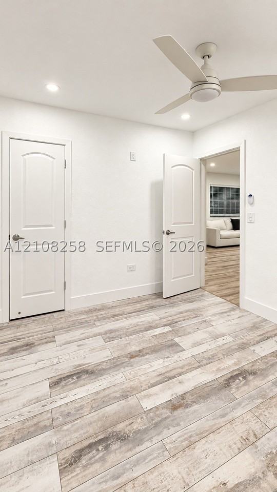 909 Ne 111th St #909 - Photo 7 of 11