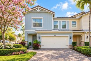 945 Banyan Dr - Photo 1 of 1