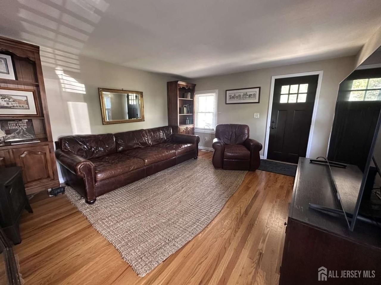 22 Maplewood Ave - Photo 3 of 14