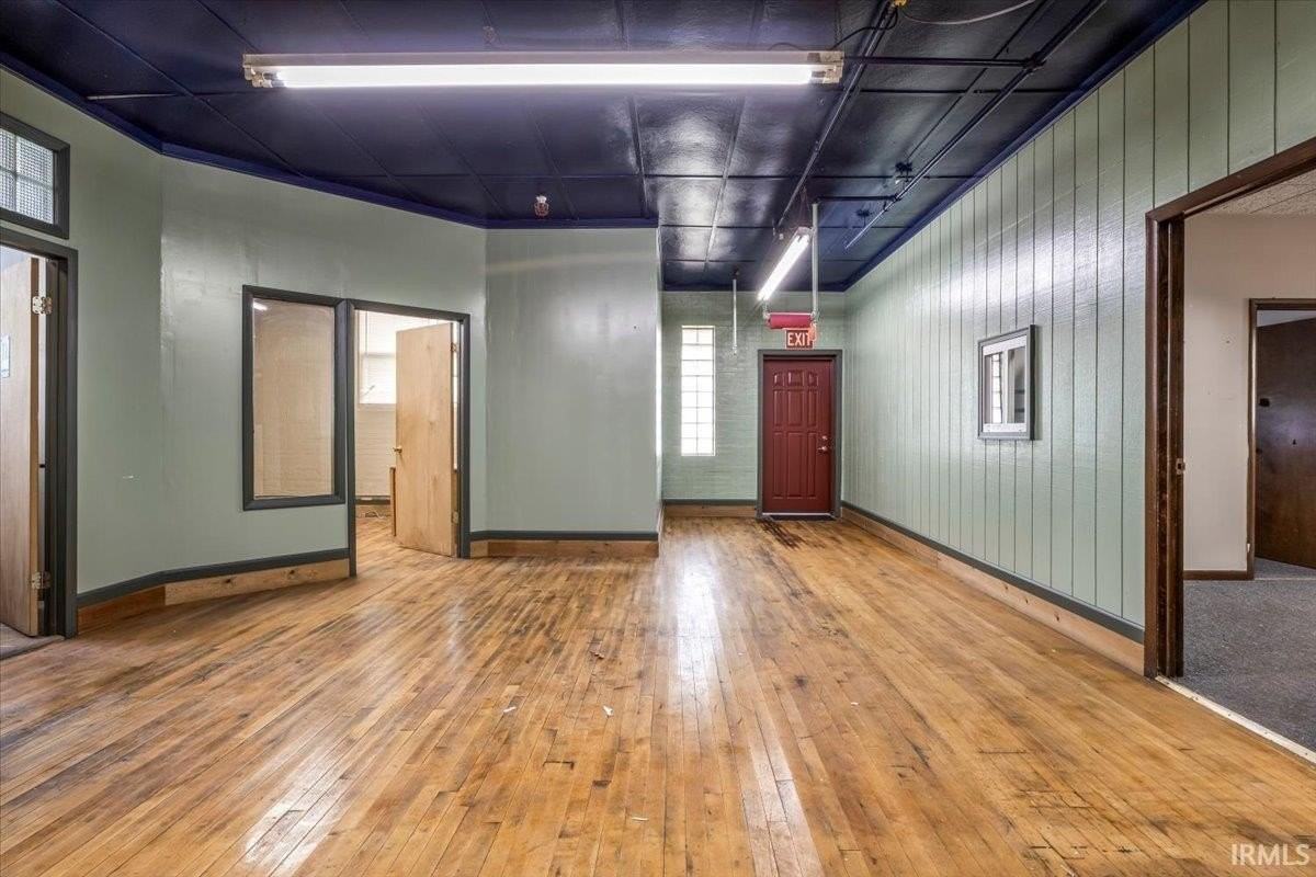 105 W Sherman St - Photo 6 of 28