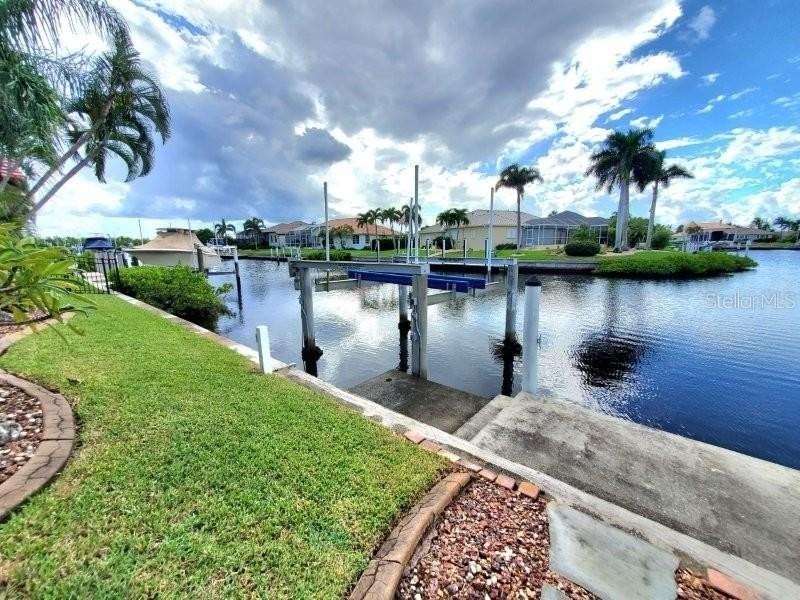 1309 Casey Key Dr - Photo 7 of 45