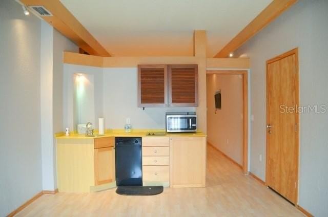 101 Palm Harbor Pkwy - Photo 3 of 16