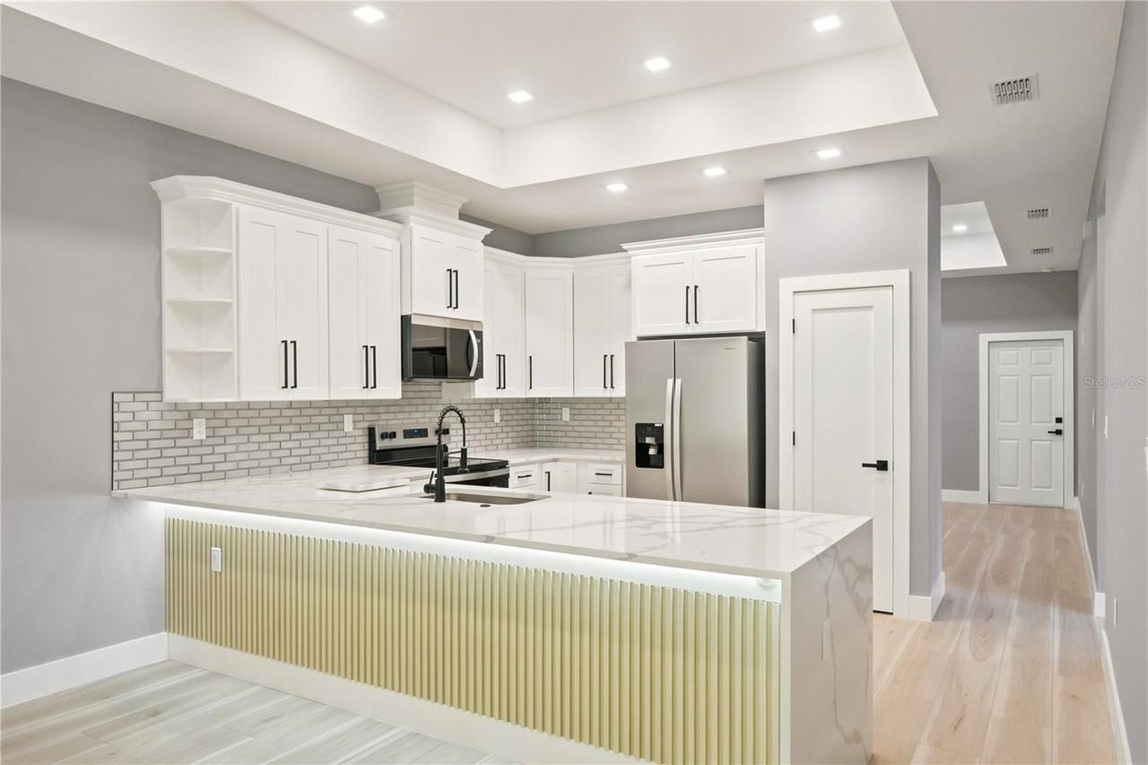 2 Buttonbush Ln #A - Photo 4 of 20