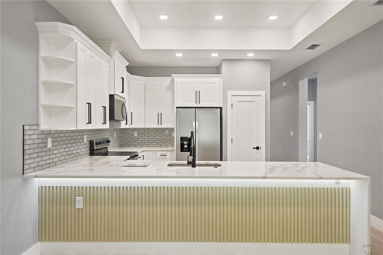 2 Buttonbush Ln #A - Photo 5 of 20