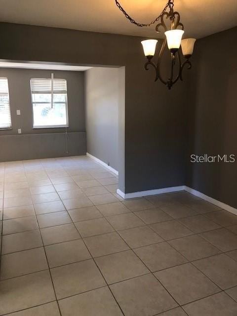 2913 Lake Louise Dr - Photo 4 of 9