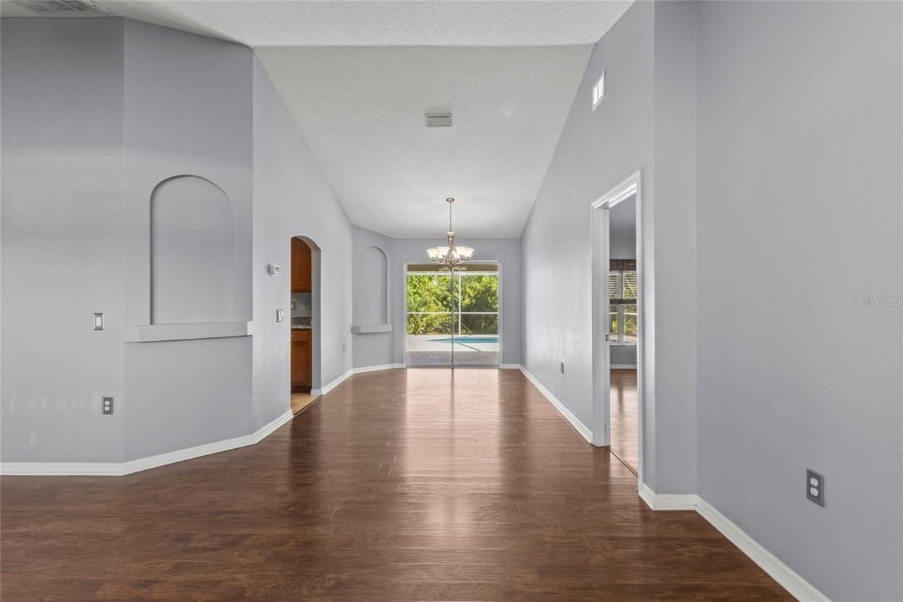 10074 Hackensack St - Photo 3 of 44