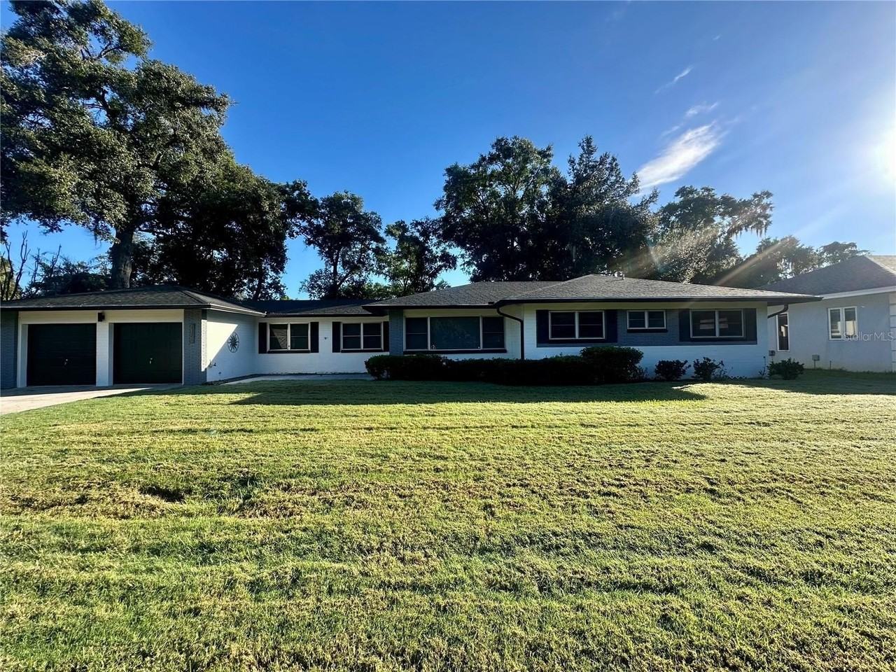 2165 Lake Dr - Photo 2 of 39
