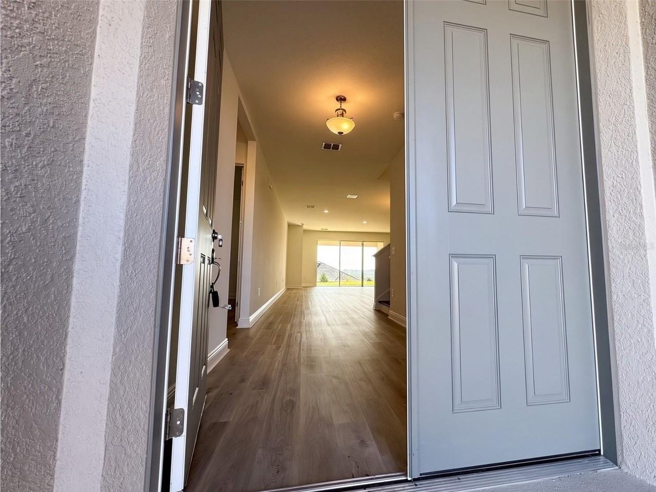 2140 Axel St - Photo 5 of 46