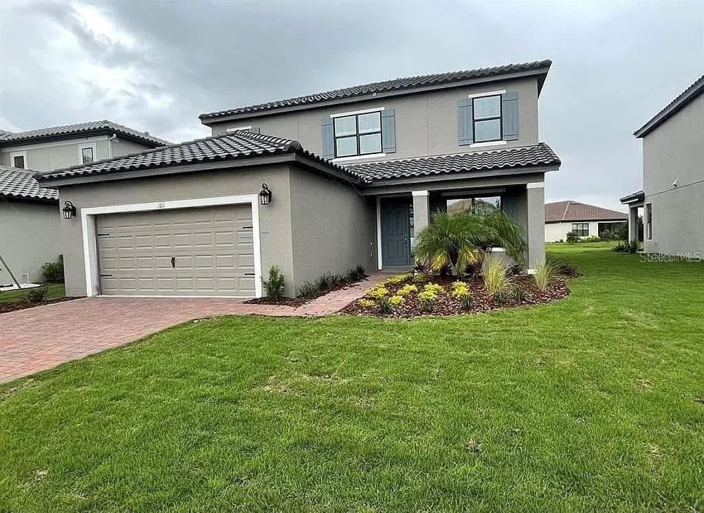 1611 Goblet Cove St - Photo 3 of 7