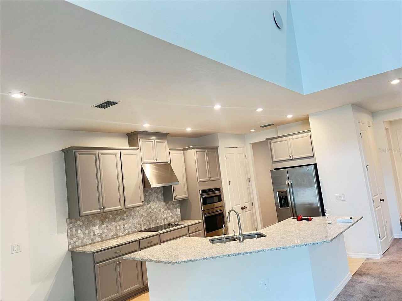 1611 Goblet Cove St - Photo 6 of 7