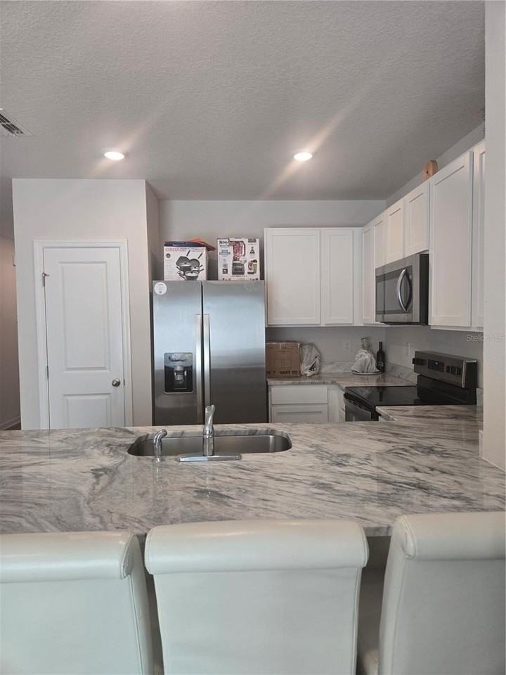 4312 Red Banks Ln - Photo 6 of 19