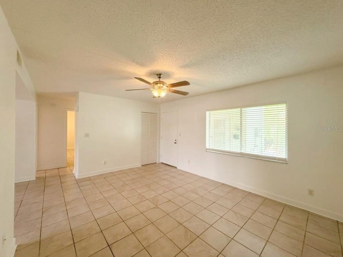 1130 N Lake Parker Ave #B112 - Photo 4 of 22