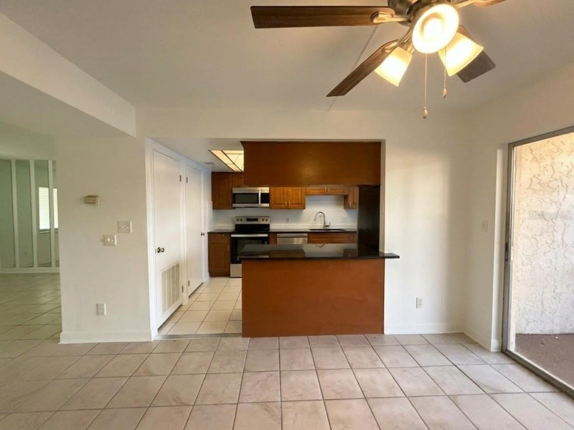 1130 N Lake Parker Ave #B112 - Photo 6 of 22