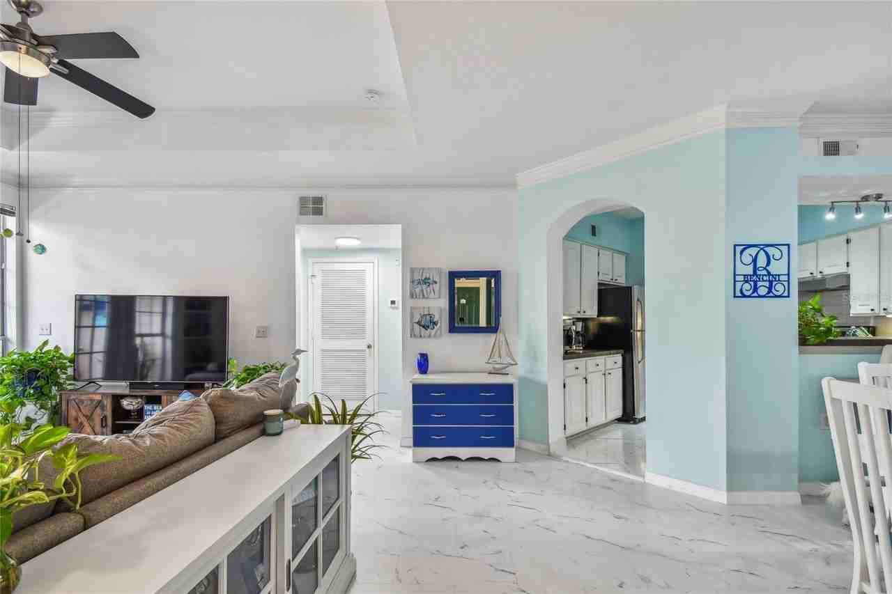 4304 Bay Club Cir #4304 - Photo 3 of 21