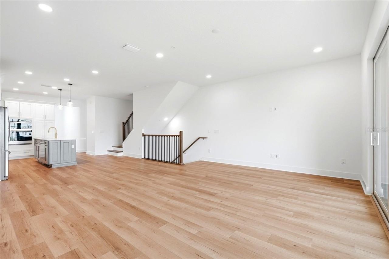9936 Key Haven Rd - Photo 7 of 50