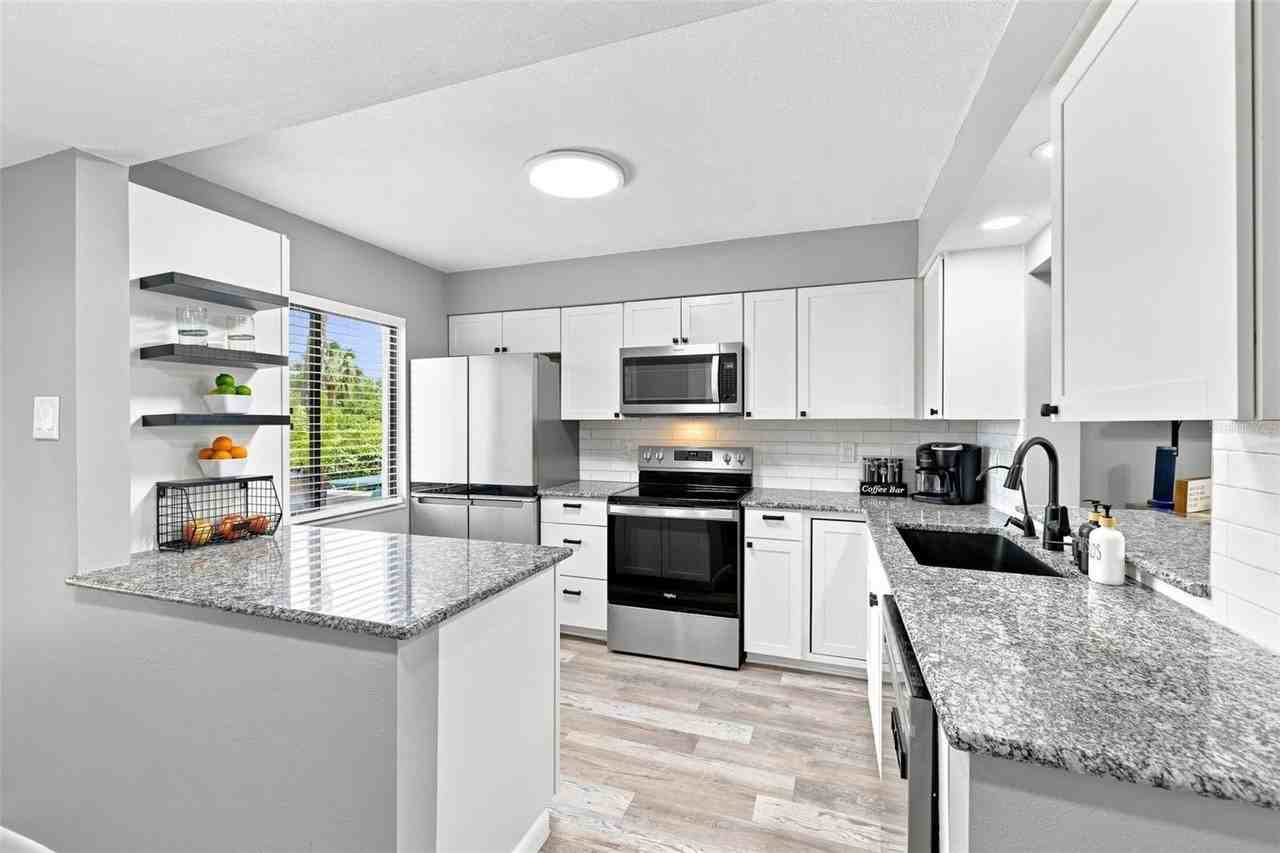 1805 Mariner Dr #53 - Photo 6 of 50
