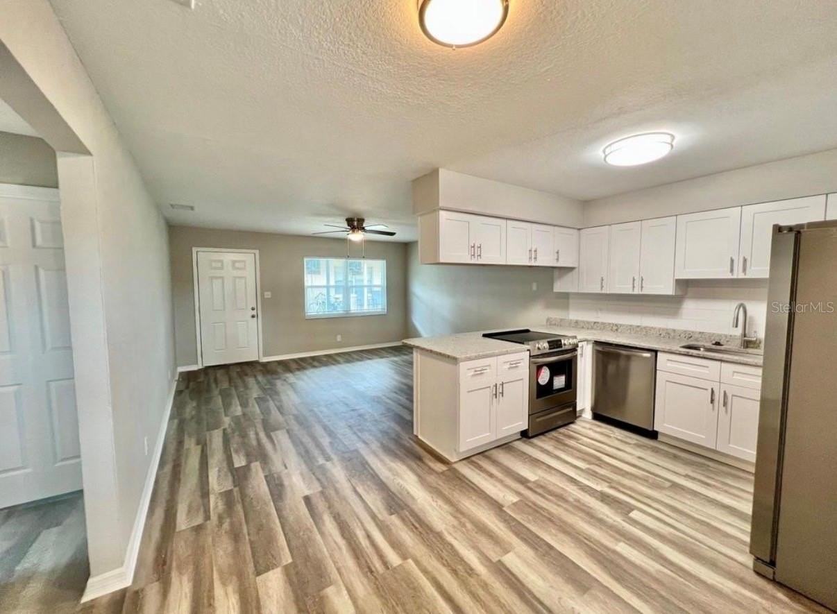 2104 W Palmetto St - Photo 2 of 12