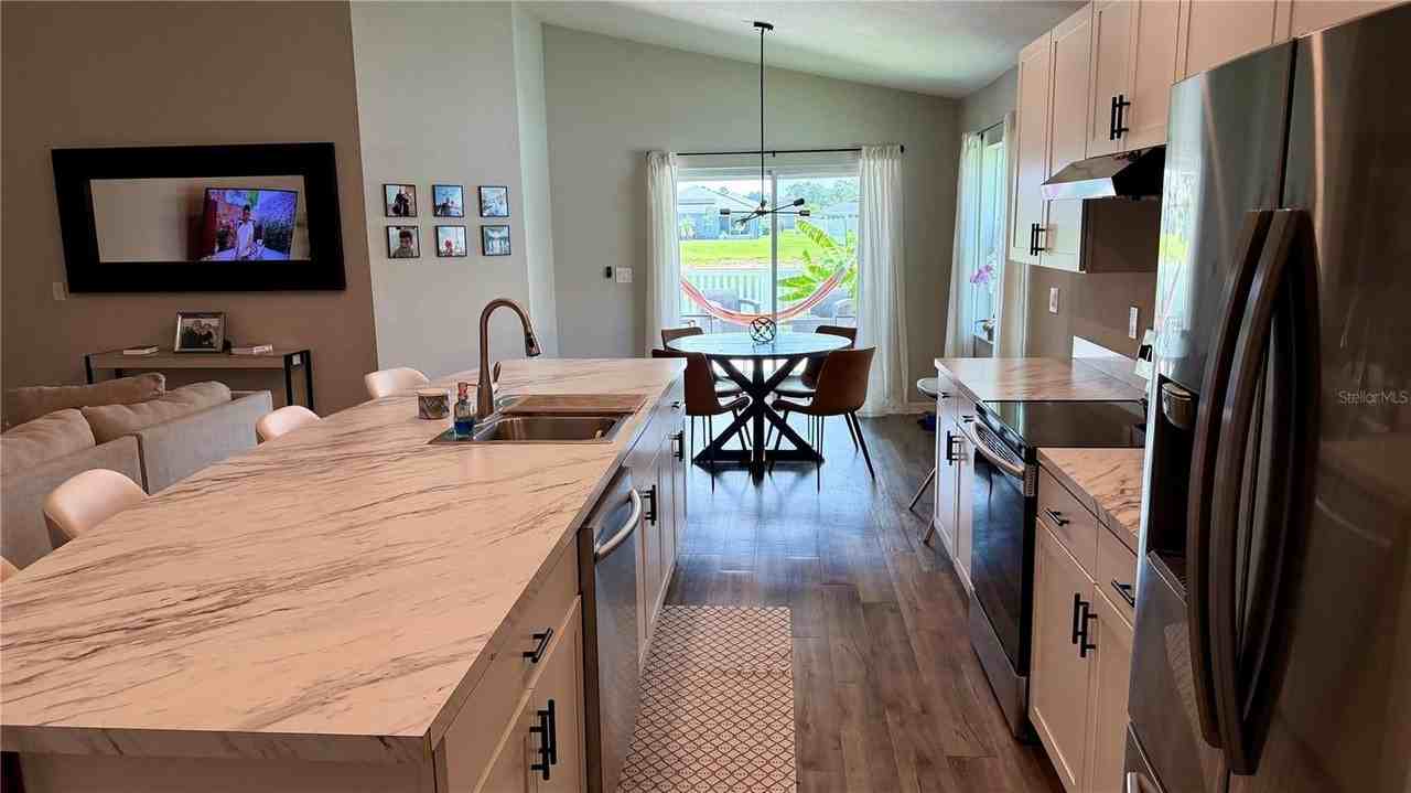 6896 Gideon Cir - Photo 3 of 18