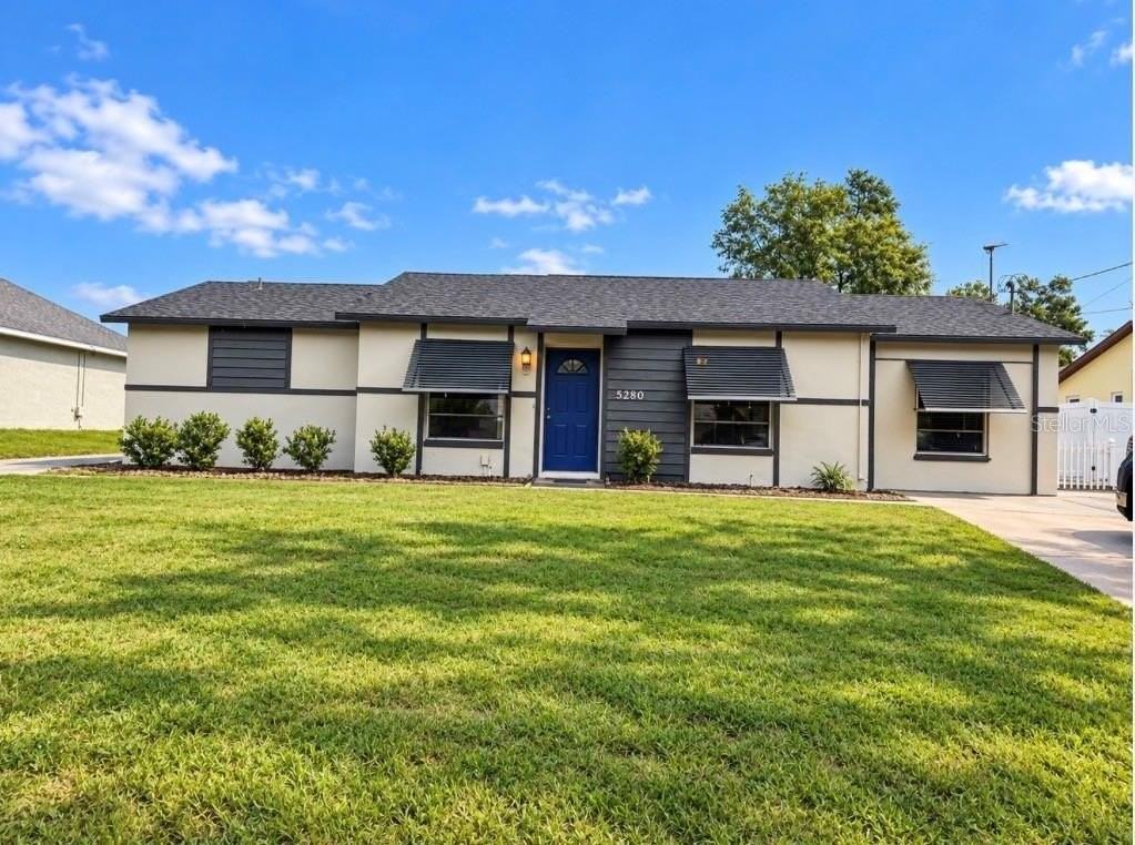 5280 Beachview Dr