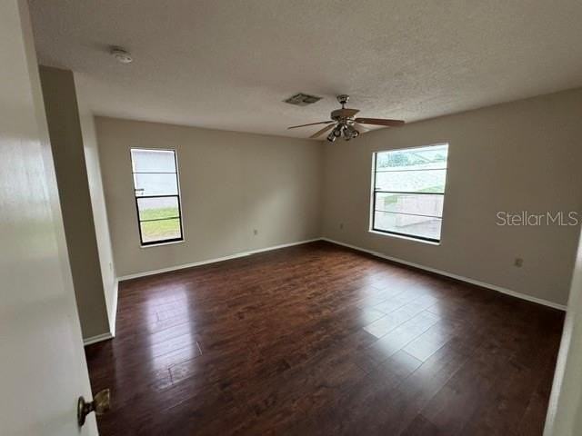 5280 Beachview Dr - Photo 7 of 29