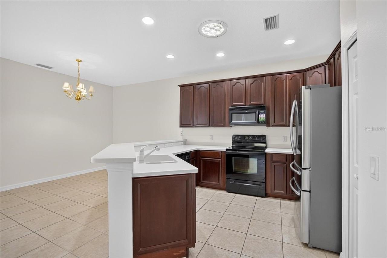 132 Shell Falls Dr - Photo 5 of 25
