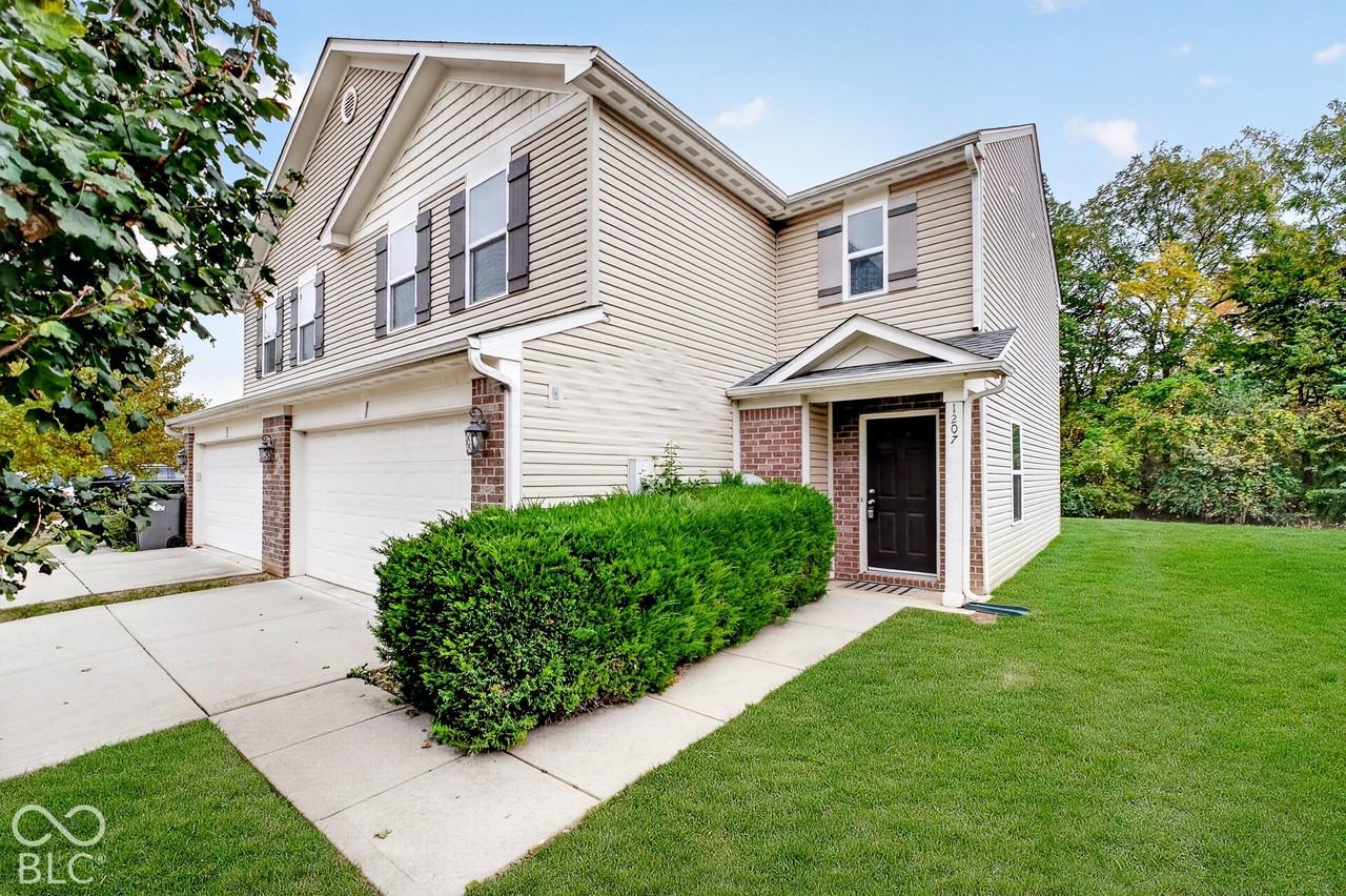 1207 Topp Creek Dr - Photo 2 of 28