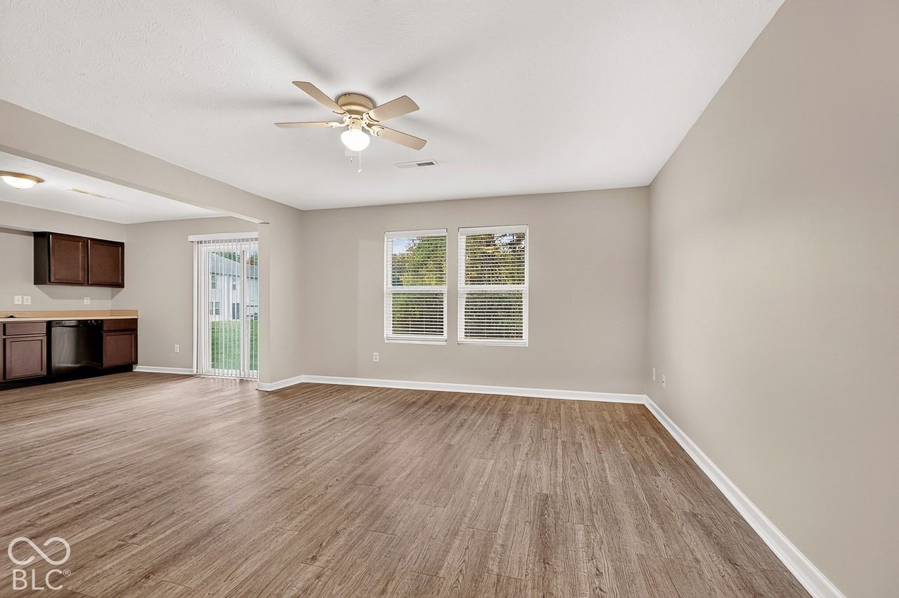 1207 Topp Creek Dr - Photo 5 of 28