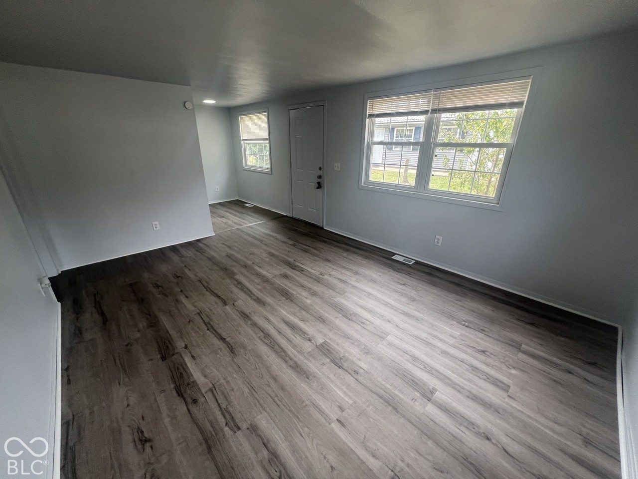 900 Sloan St #A - Photo 5 of 12