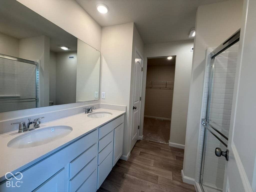 3802 Sterling Dr - Photo 5 of 35