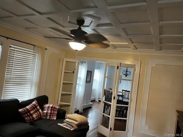 305 Nevada St - Photo 2 of 6