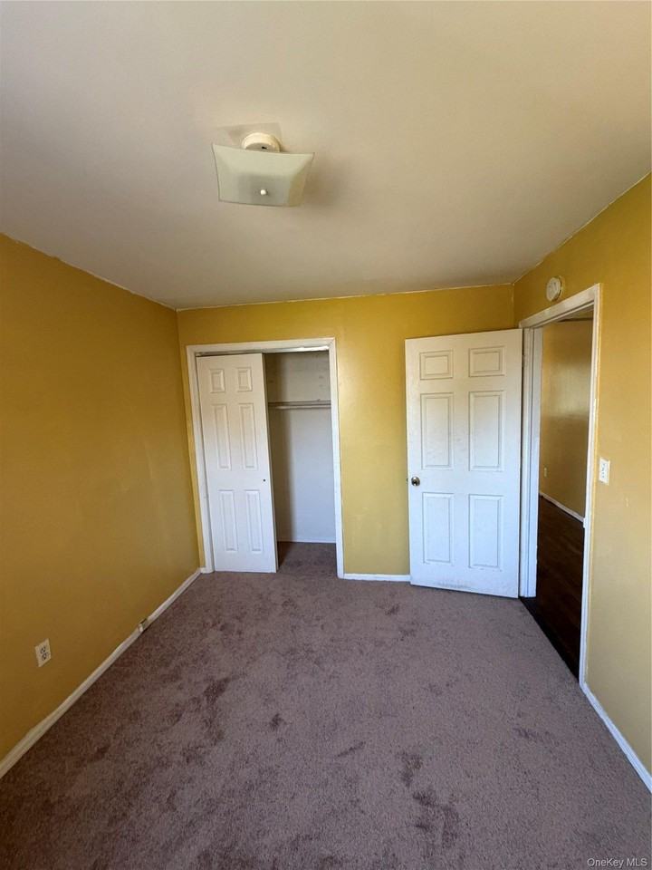 9320 197th St #2FL - Photo 4 of 11