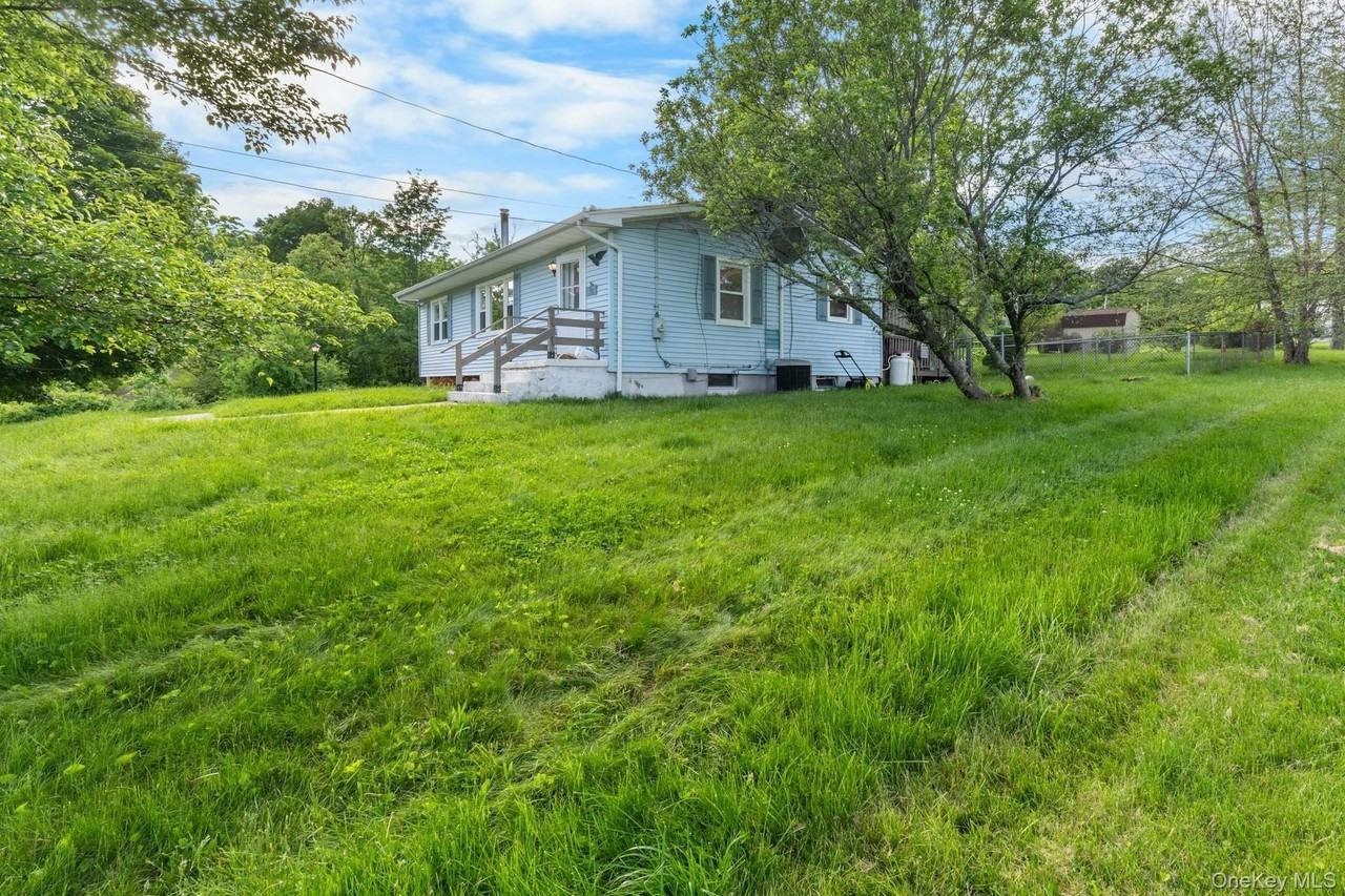 248 Ridge Rd - Photo 2 of 29