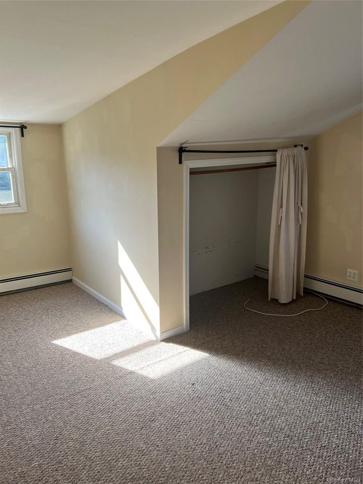 56 A & B Shore Road - Photo 2 of 14
