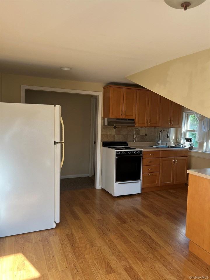 56 A & B Shore Road - Photo 6 of 14