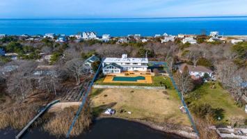 featured image of 1205 Lake Dr