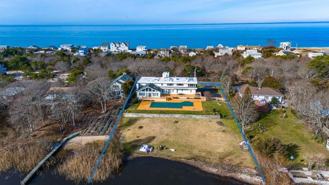 1205 Lake Dr - Photo 1 of 1