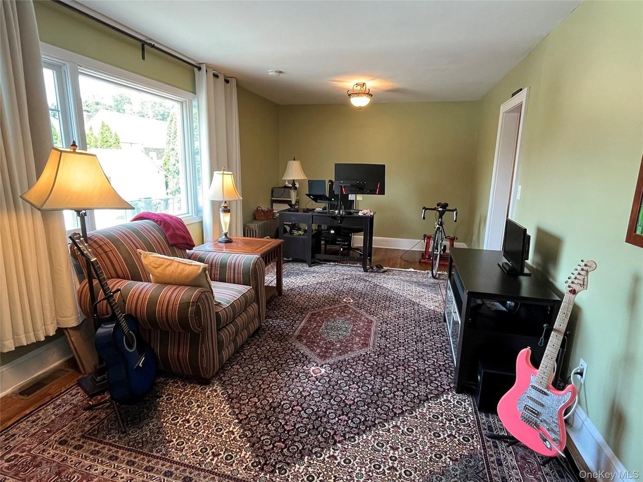 10 Vine St - Photo 6 of 13