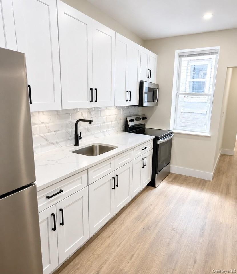 256 herzl Herzl Street #1 - Photo 2 of 3