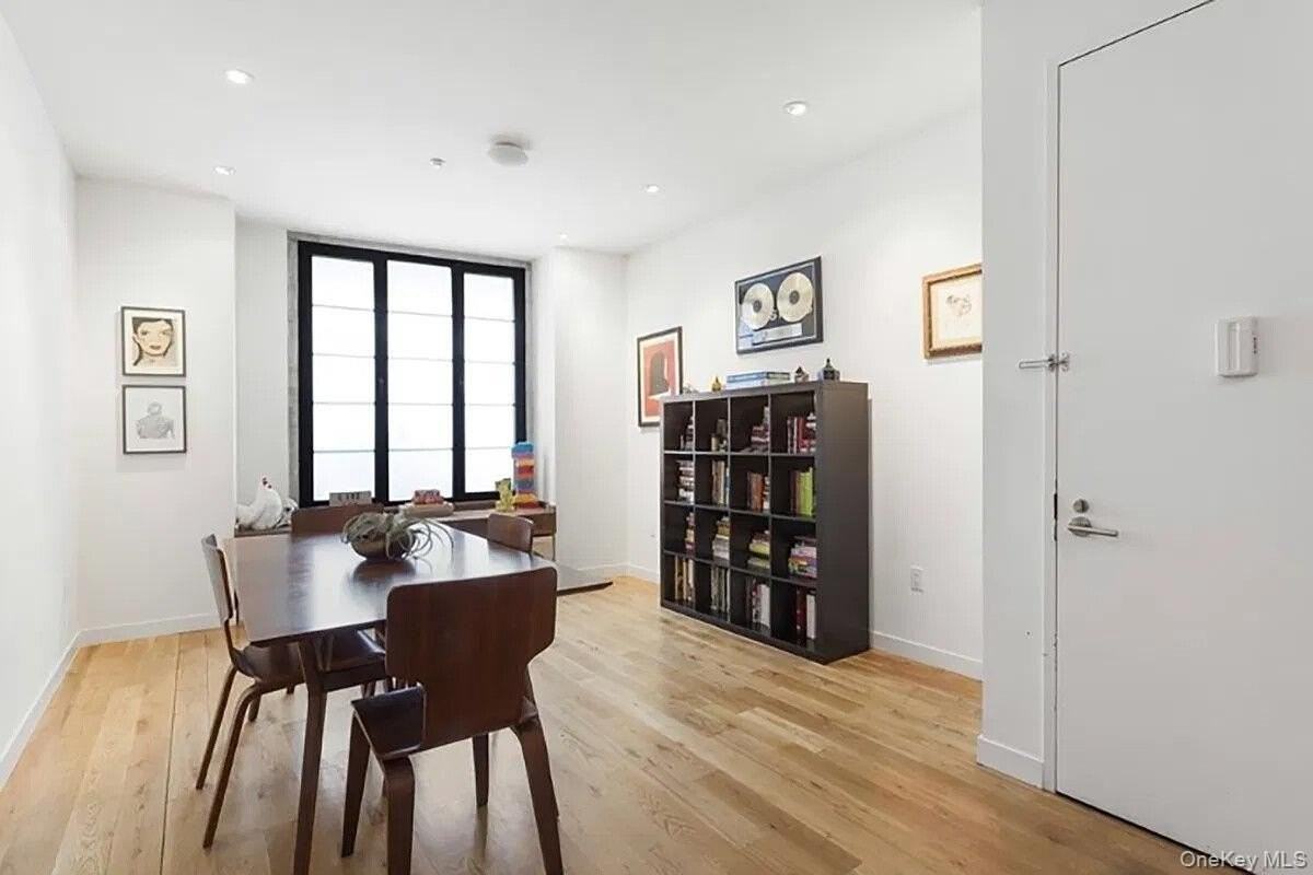 233 Kent St #1 - Photo 4 of 15