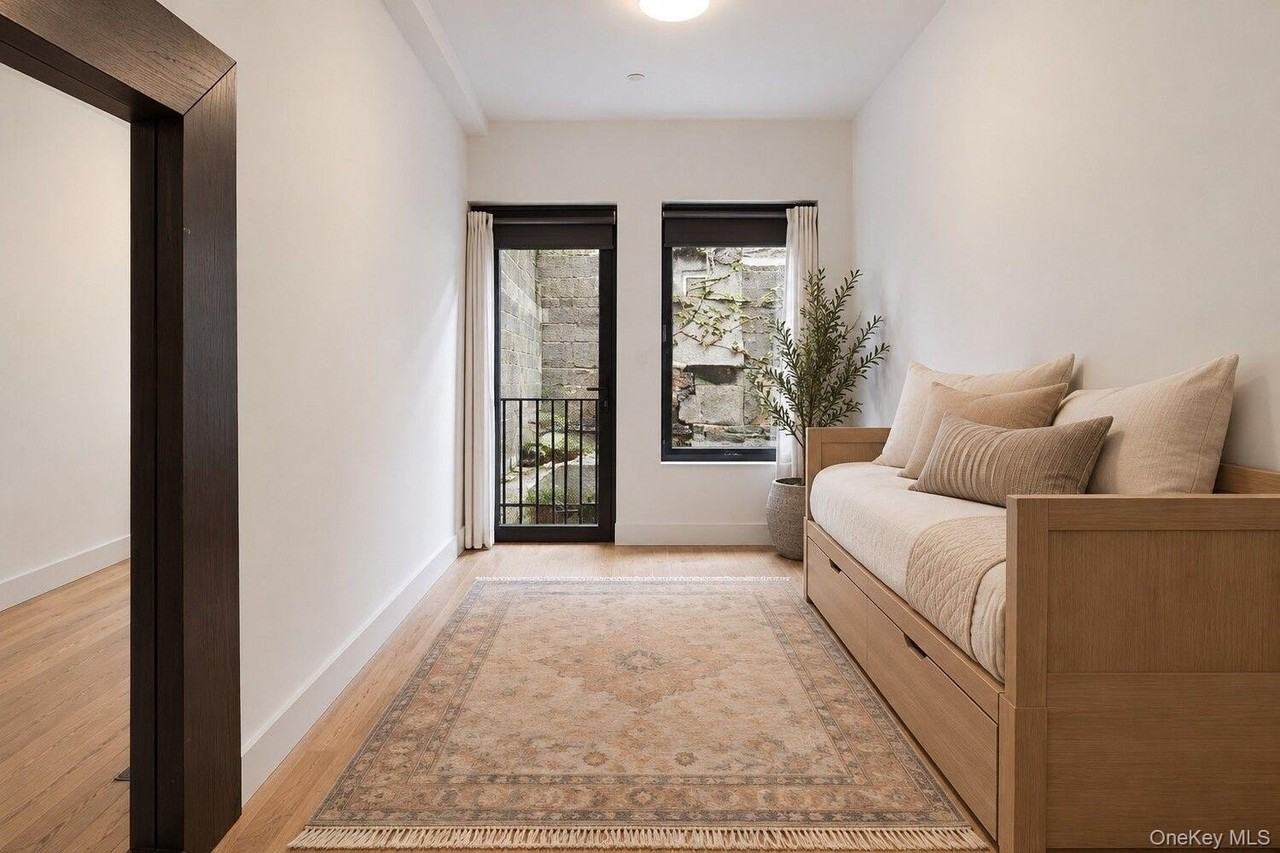 233 Kent St #1 - Photo 7 of 15