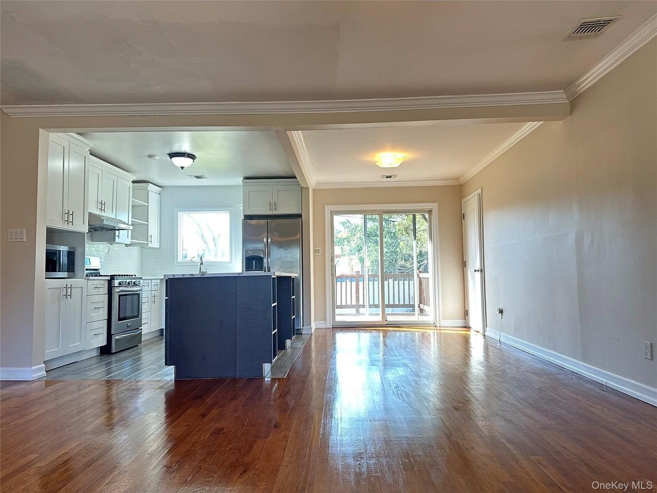 2 Radnor Ct - Photo 2 of 19