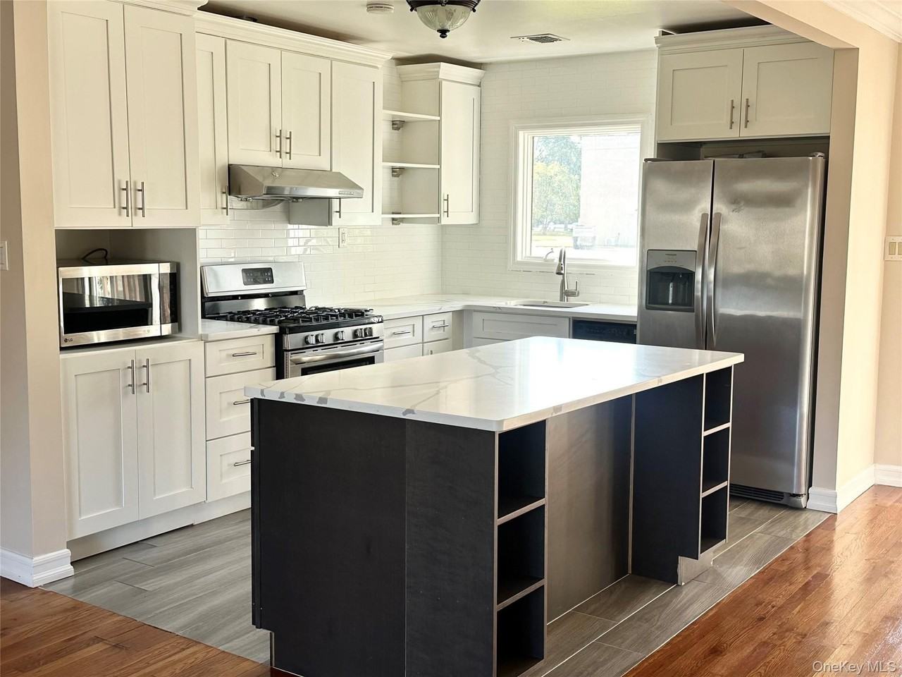 2 Radnor Ct - Photo 3 of 19