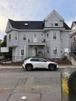 featured image of 125 Lonsdale St #1