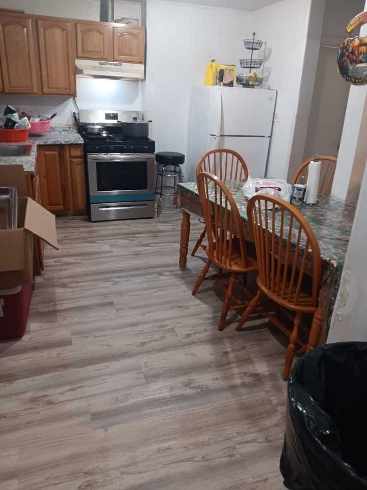125 Lonsdale St #1 - Photo 3 of 9