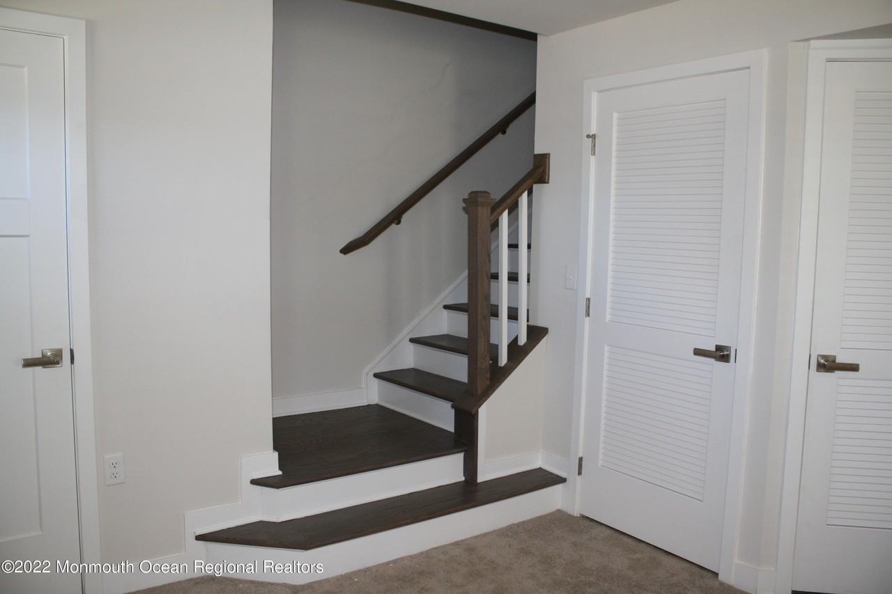 98 Anchor Way #298 - Photo 2 of 22