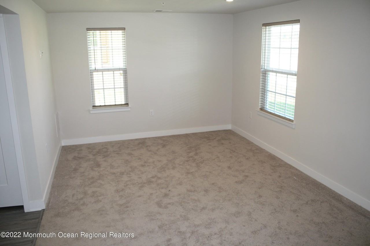 98 Anchor Way #298 - Photo 3 of 22