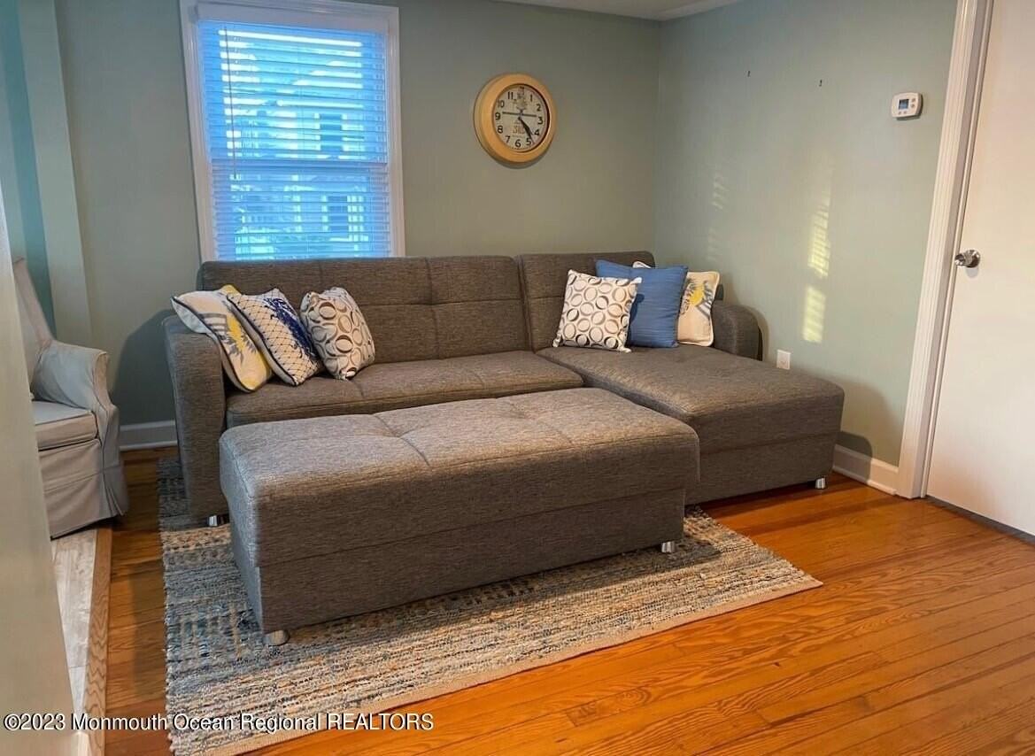 222 Norwood Ln - Photo 2 of 11