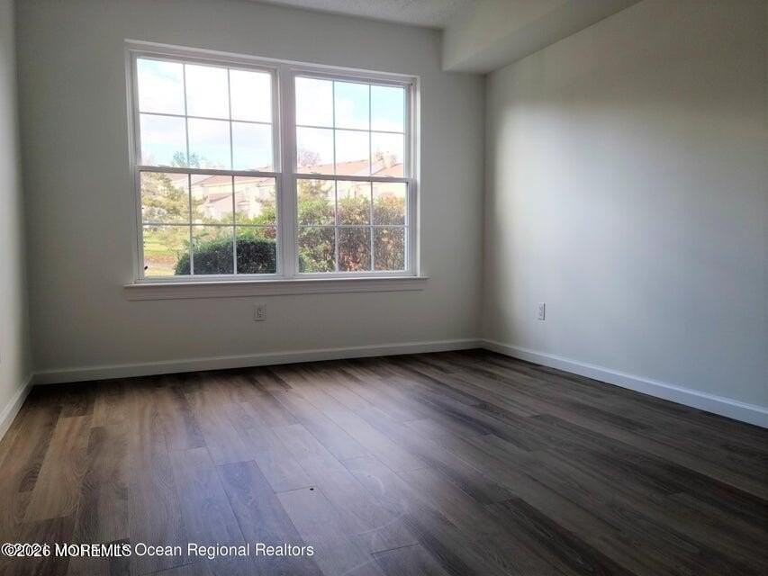 61 Diane Dr - Photo 5 of 9