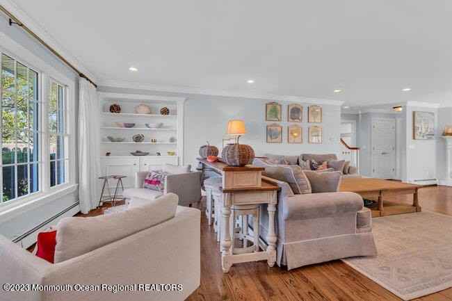 809 W Lake Dr - Photo 4 of 34