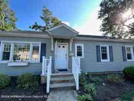742 Myrtle Ave - Photo 1 of 1